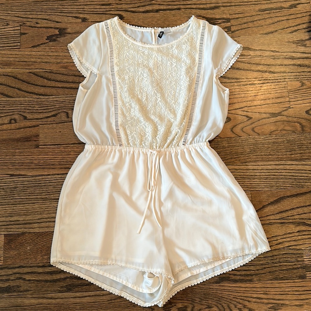 H&M lace romper